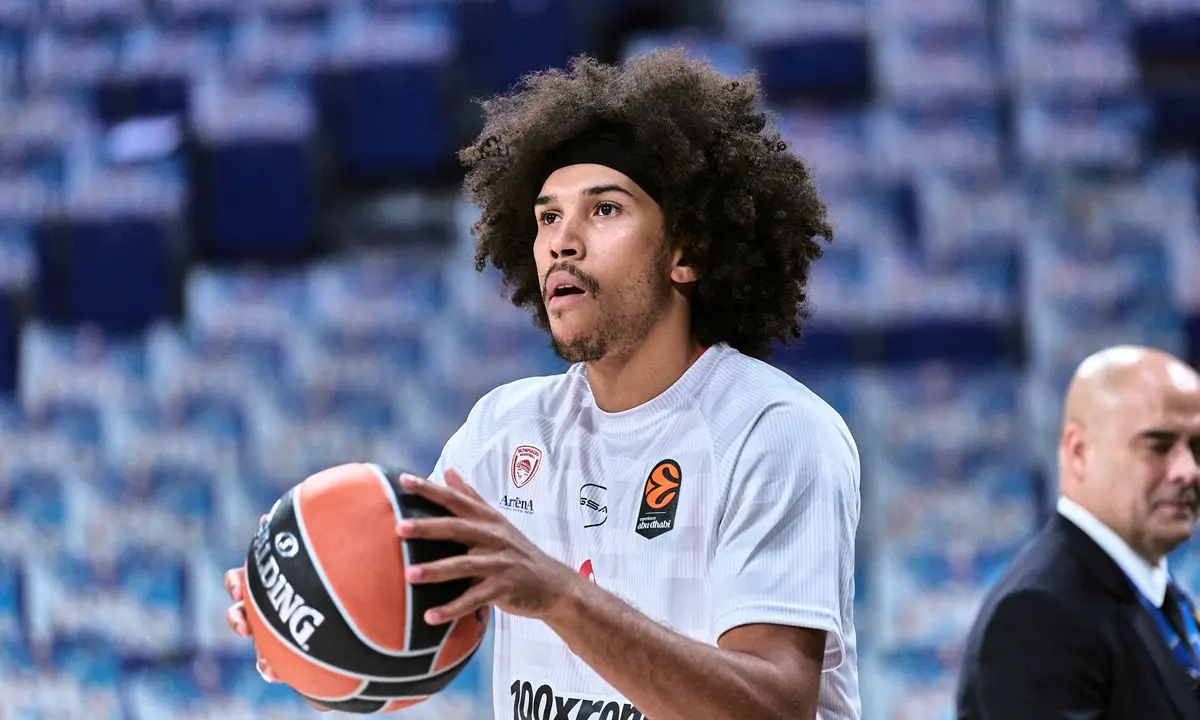 Τάισον Γουόρντ Ολυμπιακός 