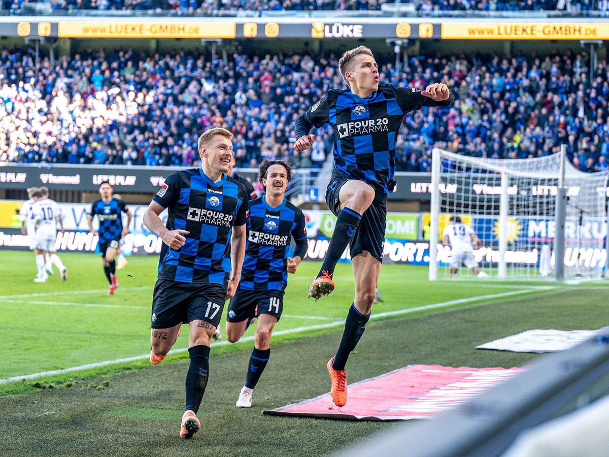 Πάντερμπορν - Λεβερκούζεν