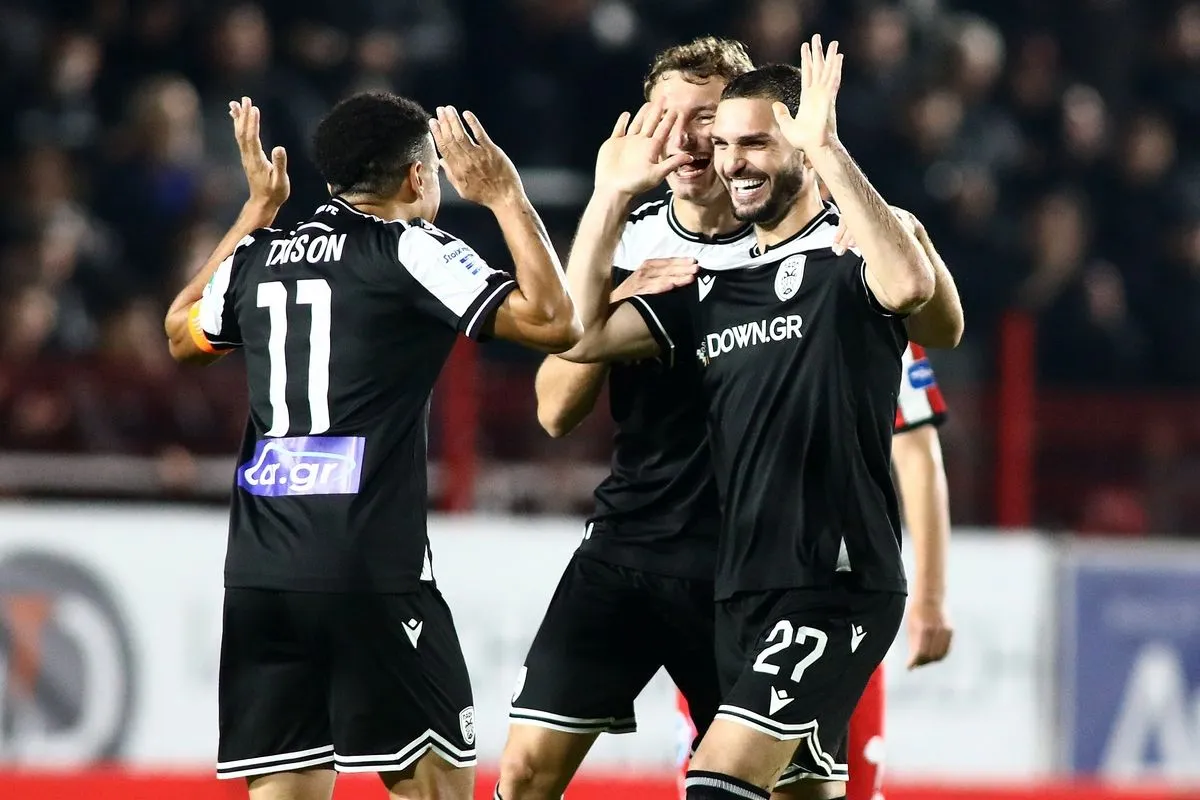 Δεν σταματάει ο χείμαρρος