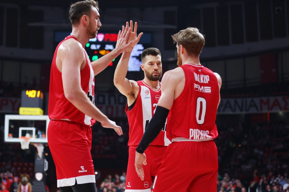 Ευκαιρία να κάνει το 2/2 με ειδικά στοιχήματα στη Novibet! (14/11)