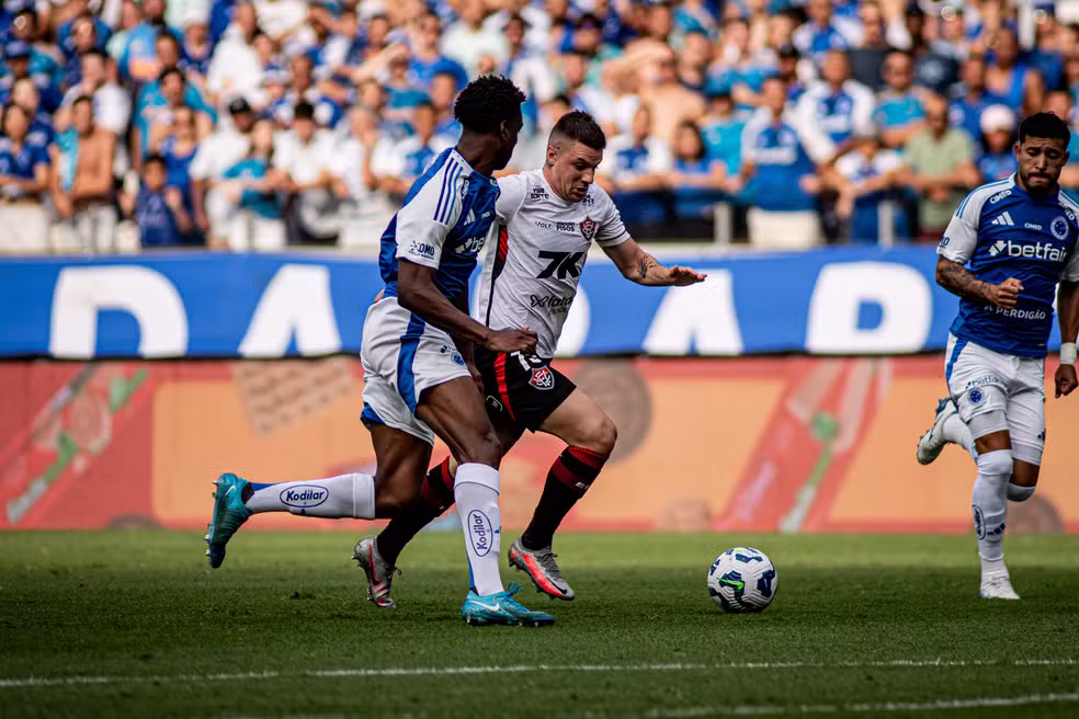 Βιτόρια Μπαΐα - Ιντερνασιονάλ