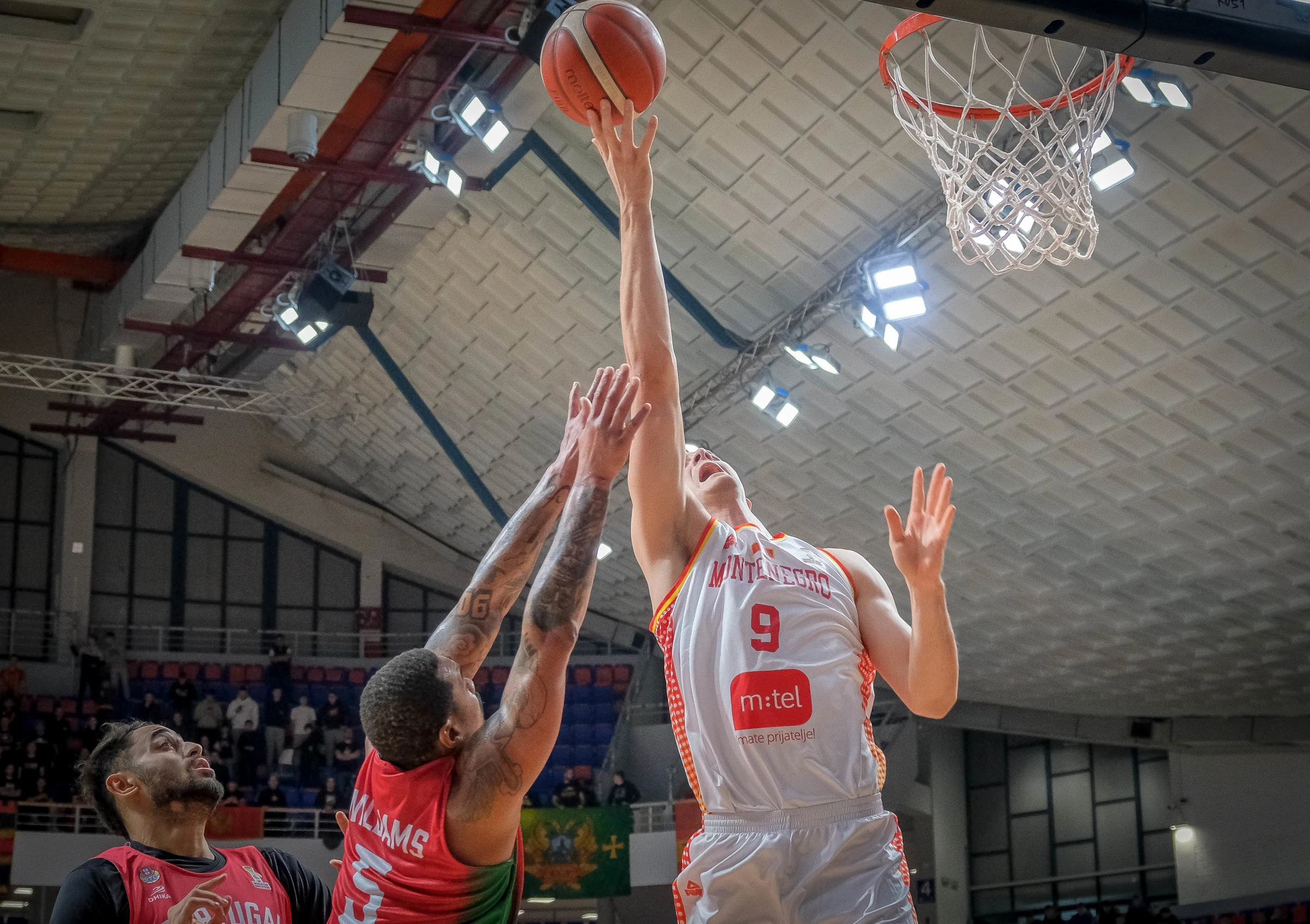 Ρουμανία - Μαυροβούνιο