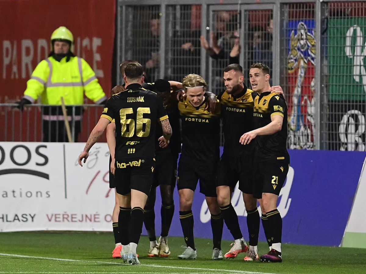 Μπάνικ Οστράβα - Γιάμπλονετς