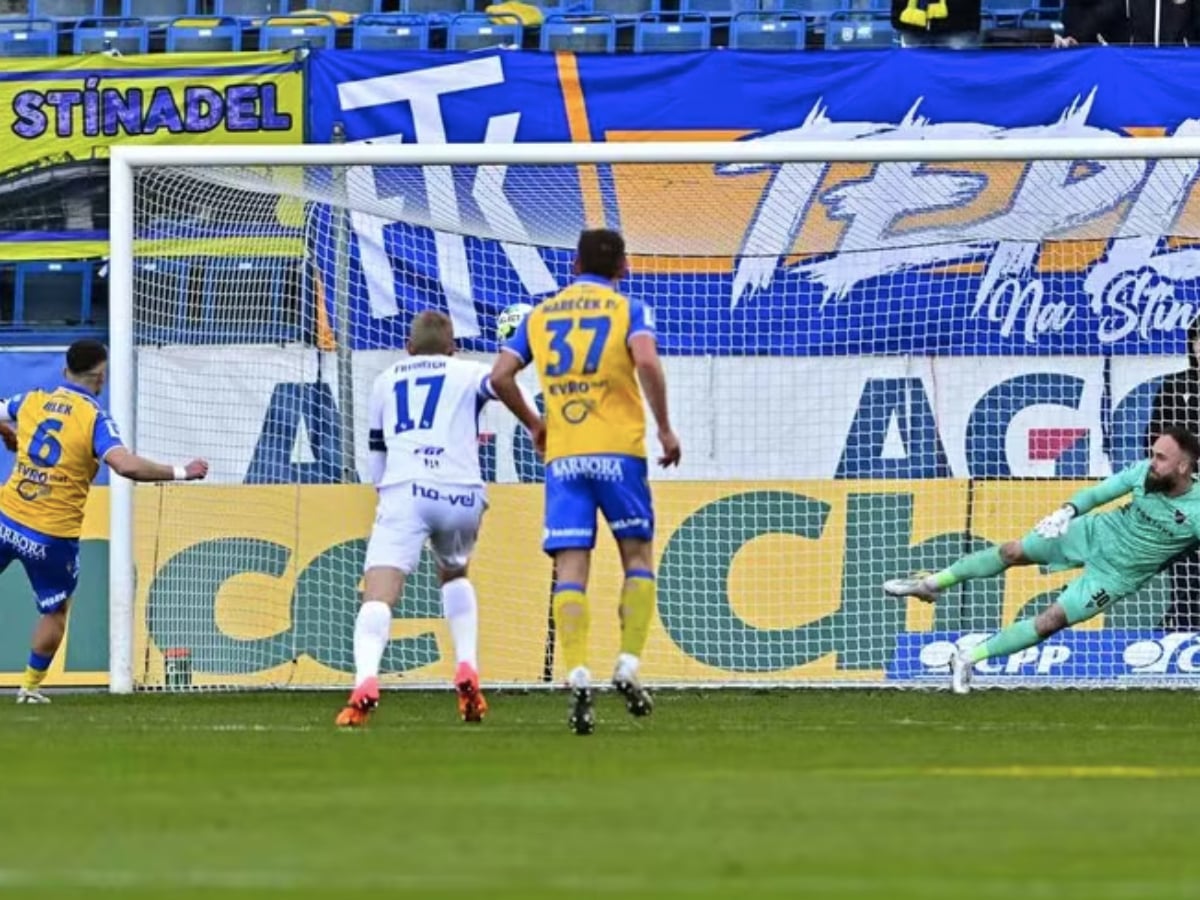 Μποχέμιανς 1905 - Τέπλιτσε