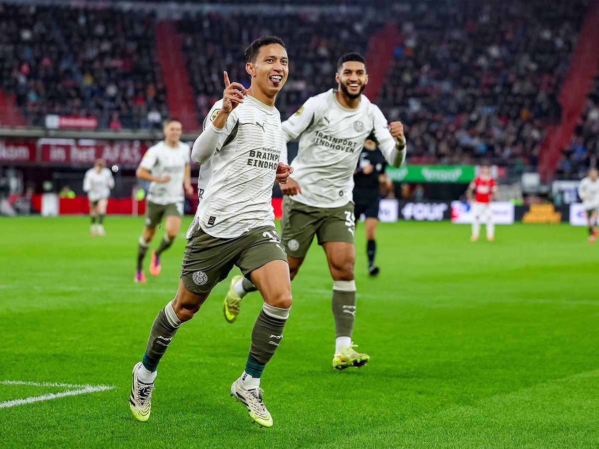 Αϊντχόφεν - Φόλενταμ