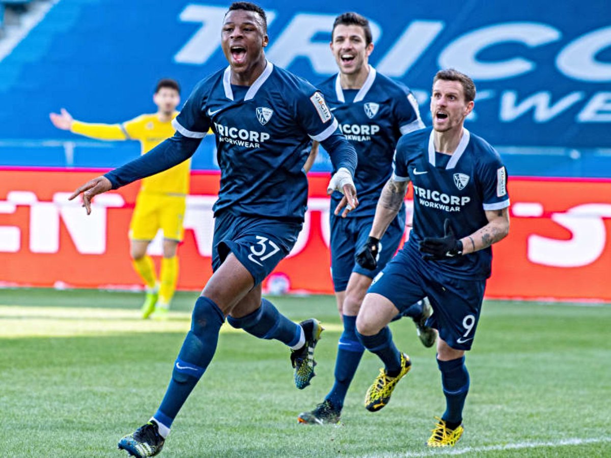 Άιντραχτ Μπράουνσβαϊγκ - Μπόχουμ