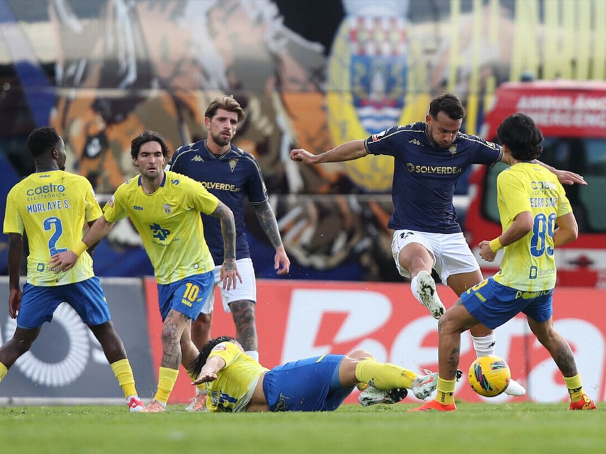 estoril-aroyka-071125