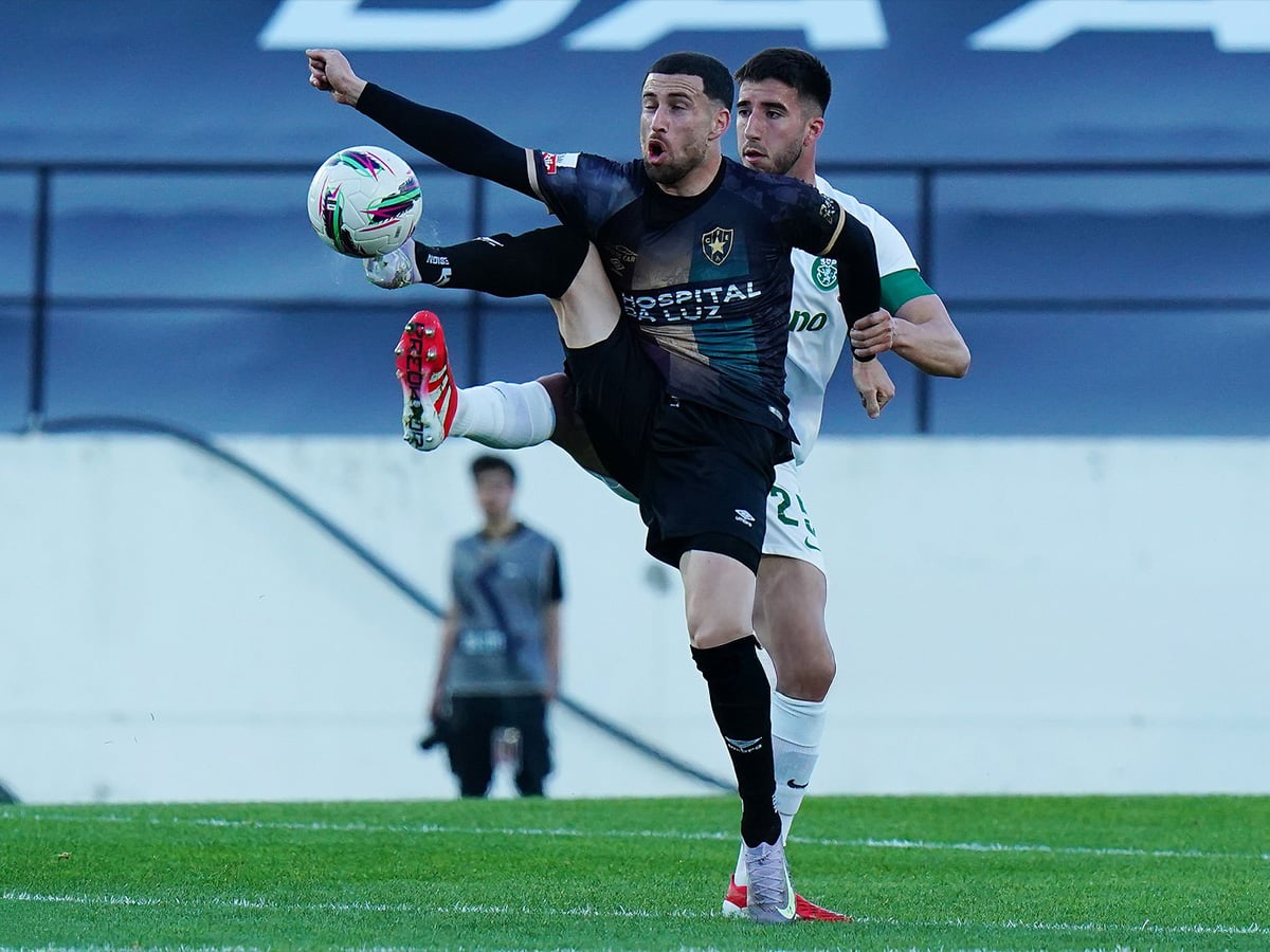 Σπόρτινγκ - Εστρέλα Αμαδόρα