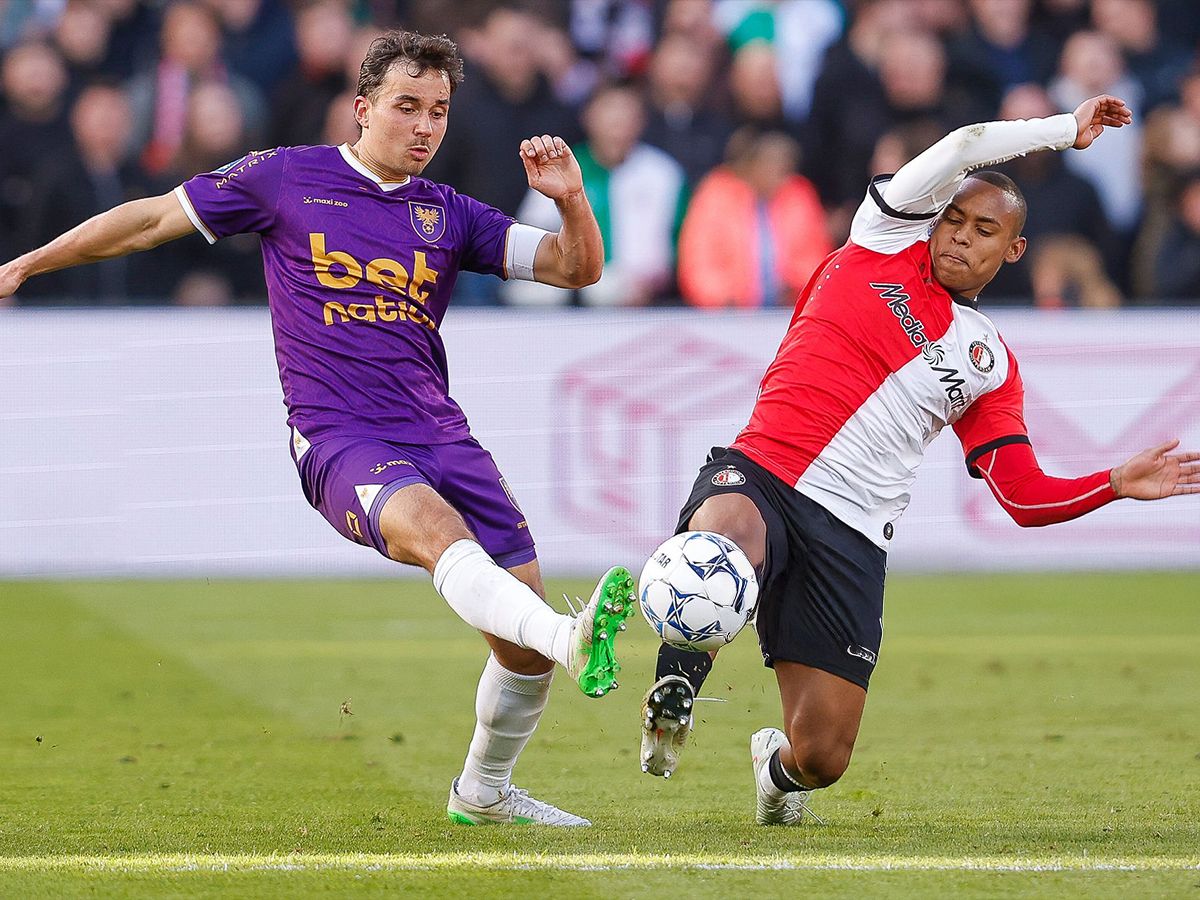 Γκόου Αχέντ Ιγκλς - Φέγενορντ