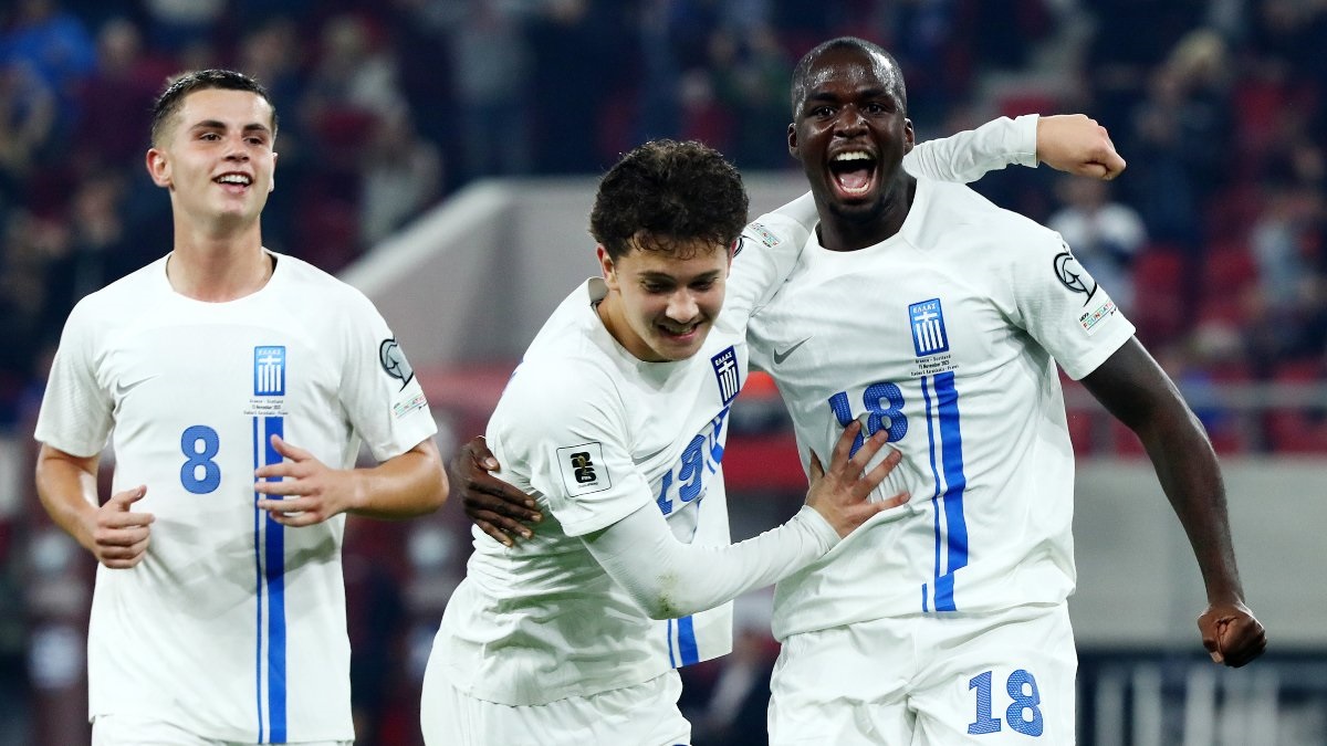 Θα ζευγαρώσει τις ασίστ του με τη γαλανόλευκη