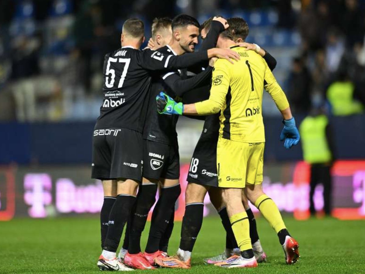 Γιάμπλονετς - Ζλιν