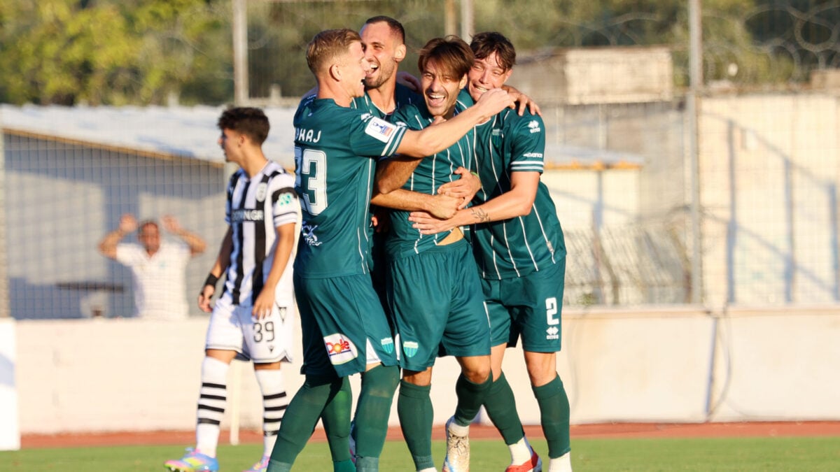 Οι λύκοι που έγιναν… αρνάκια και η Λιβαδειά