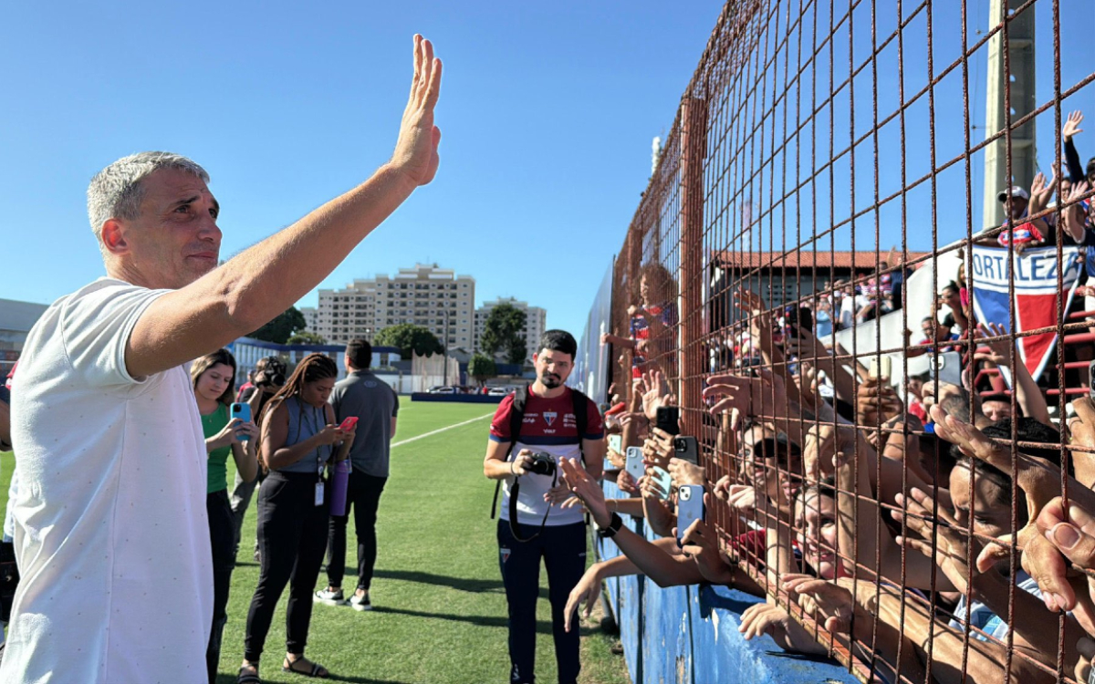 Από ‘δω η γυναίκα μου κι από ‘δω το αίσθημα μου!