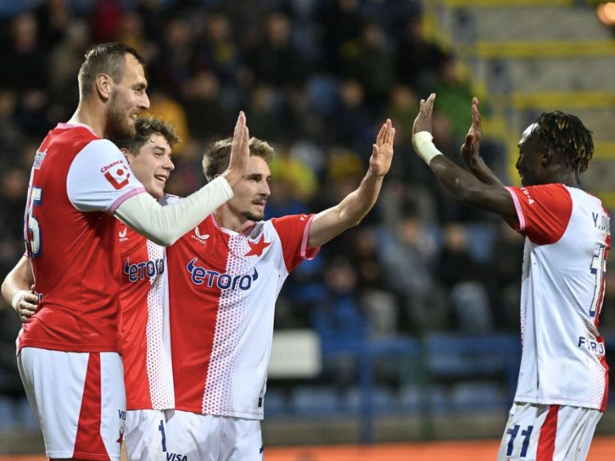 Σλάβια Πράγας - Μπάνικ Οστράβα