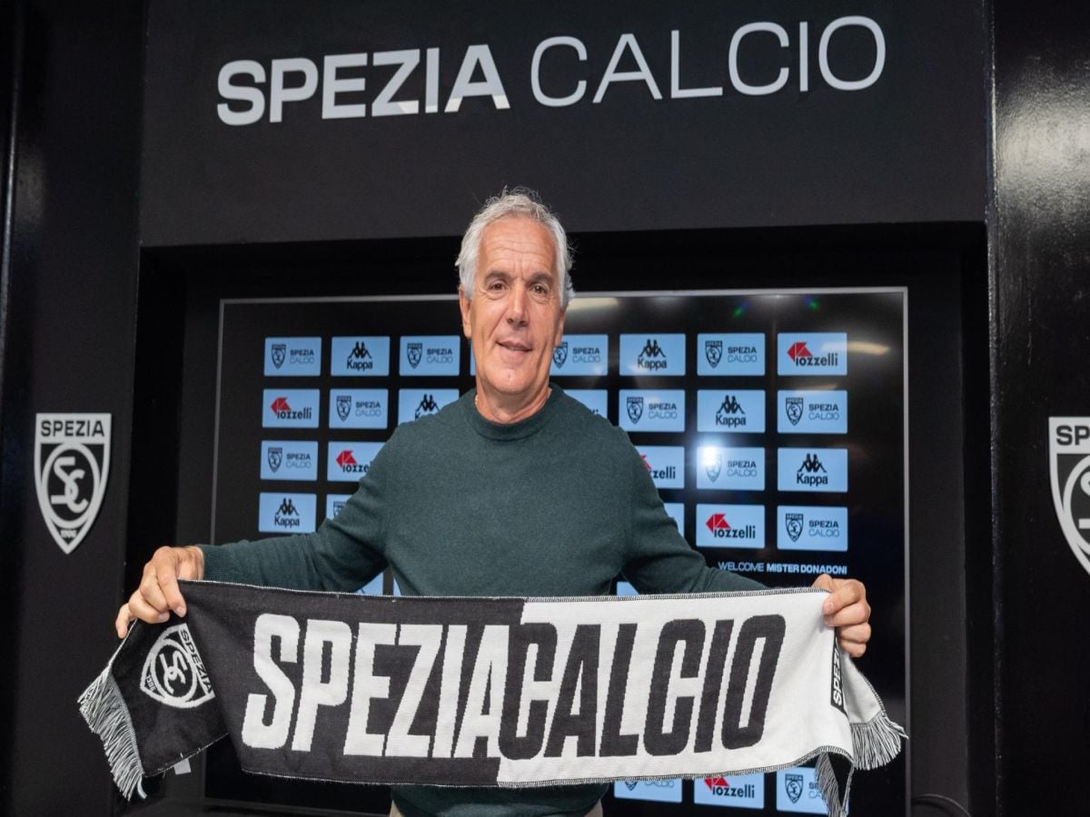 spetsia-mpari-071125