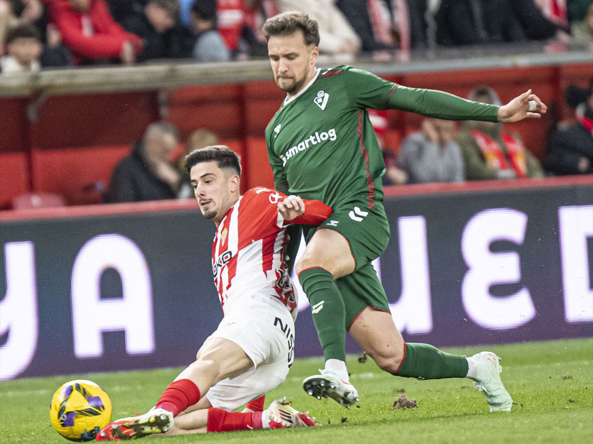 Σπόρτινγκ Χιχόν - Έιμπαρ