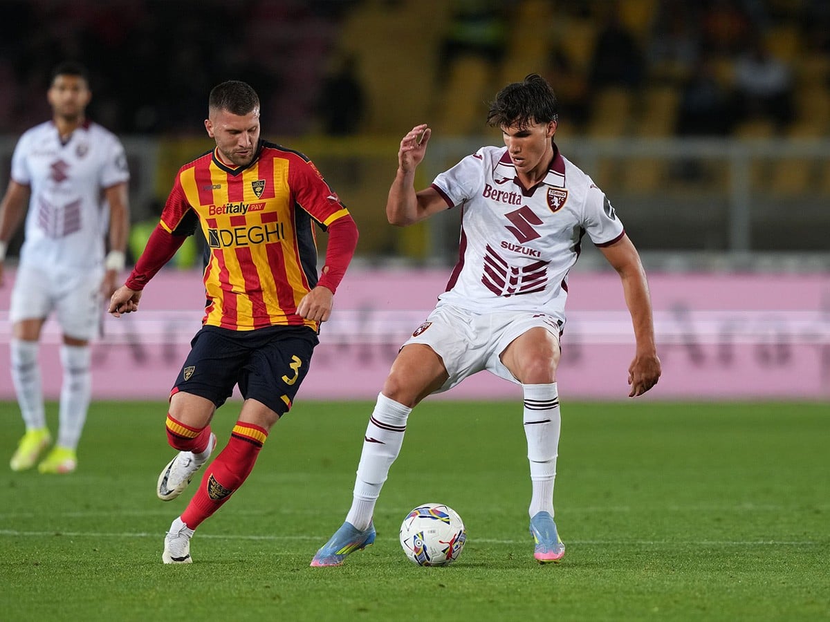 Λέτσε - Τορίνο