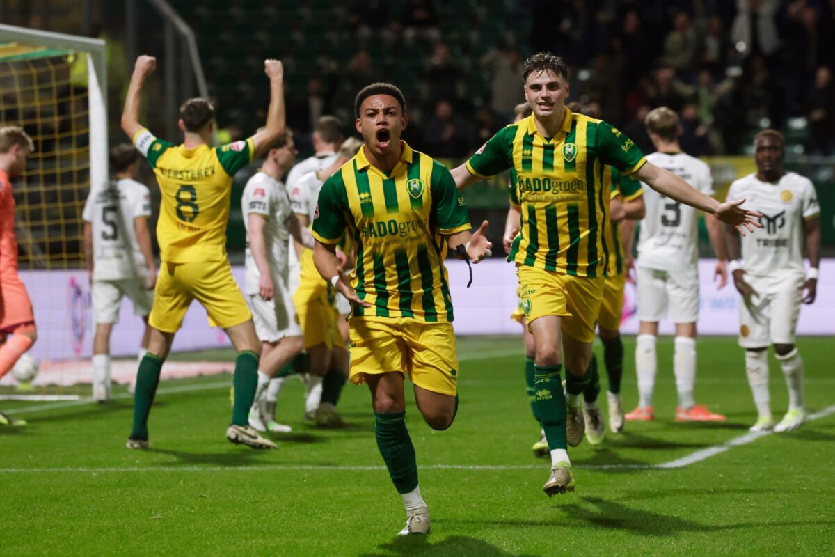 Διπλό με συνοδεία τερμάτων