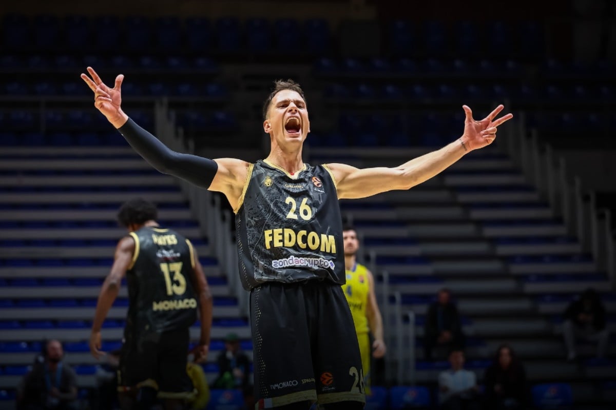 Με τις φορτσάτες και την έδρα της Βίρτους