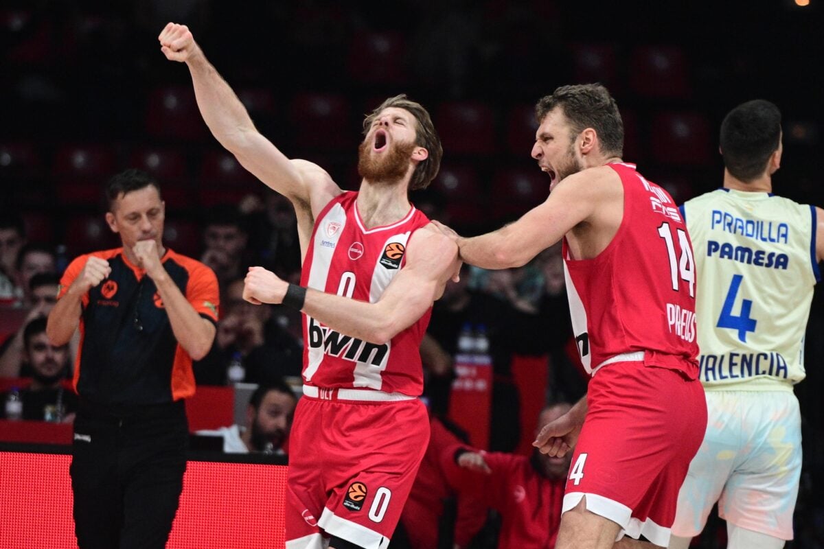 Αν ούτε τώρα, πότε;