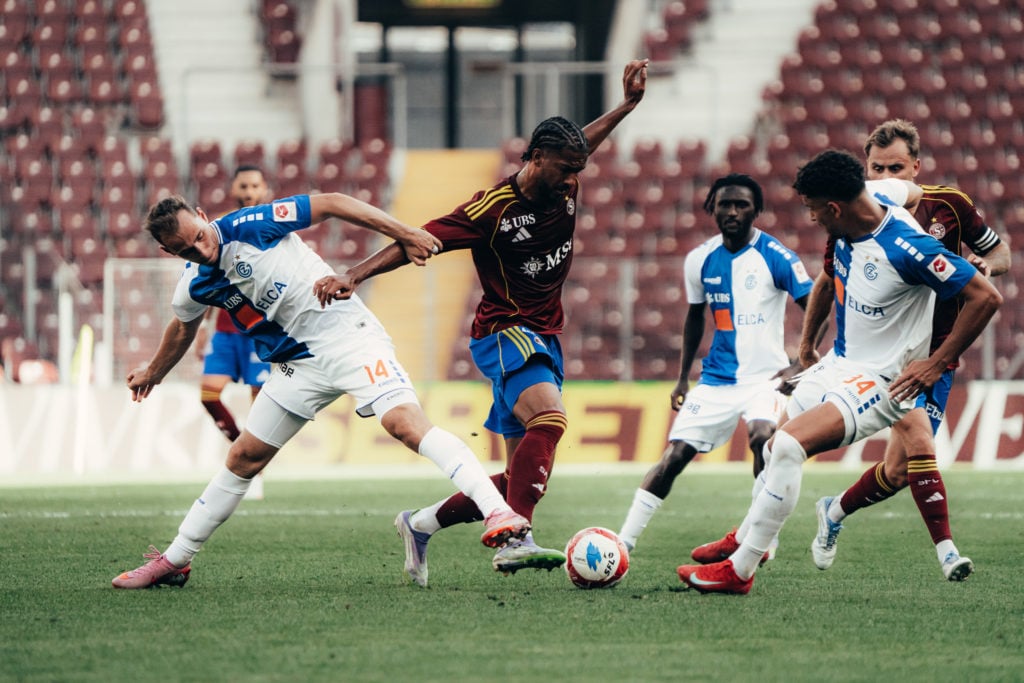 Γκρασχόπερς - Σερβέτ