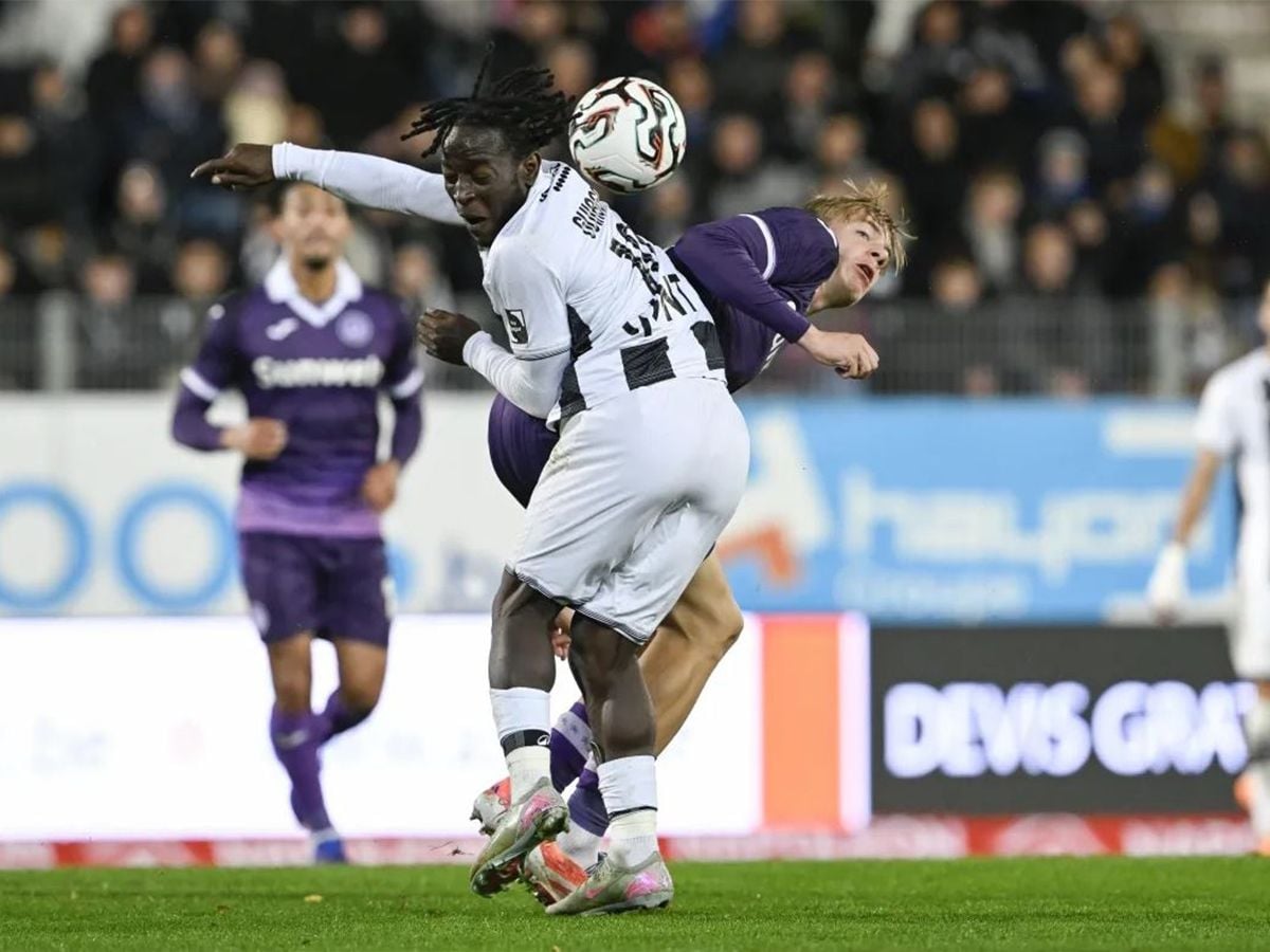 Άντερλεχτ - Σαρλερουά