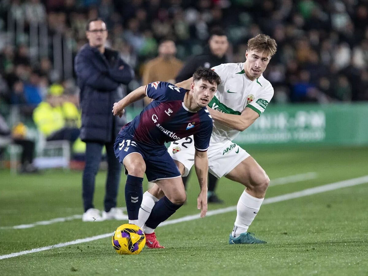 Έιμπαρ - Έλτσε