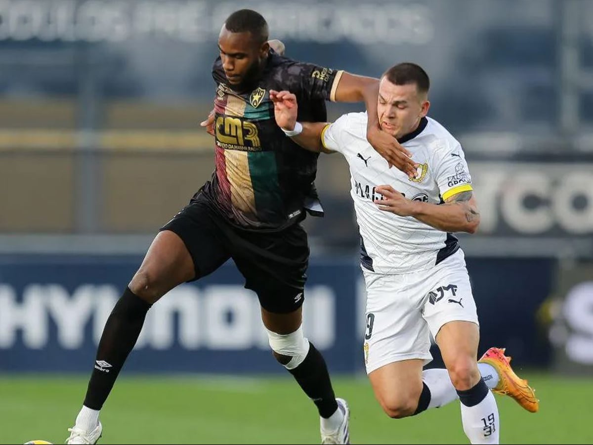 Φαμαλισάο - Εστρέλα Αμαδόρα