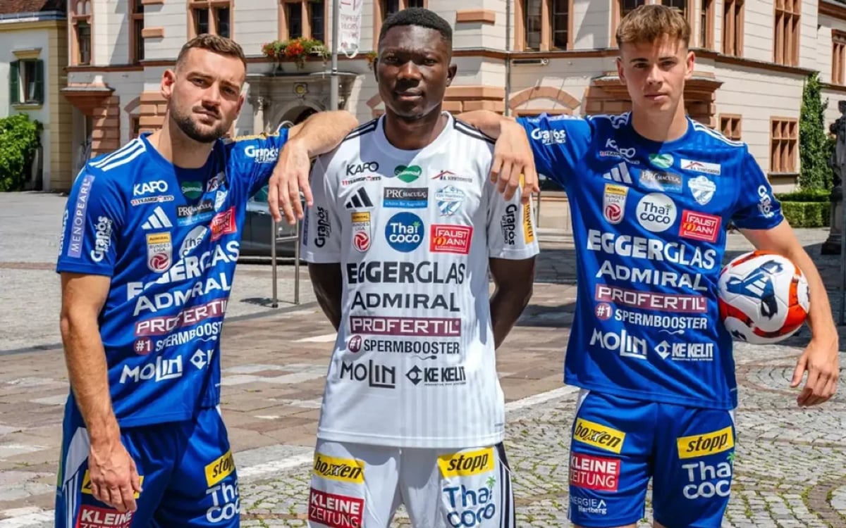 Ομάδα μοντέλο…