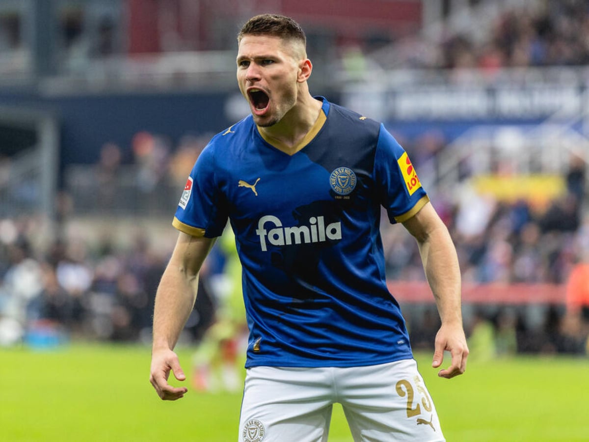 Χόλσταϊν Κίελ - Ντιναμό Δρέσδης