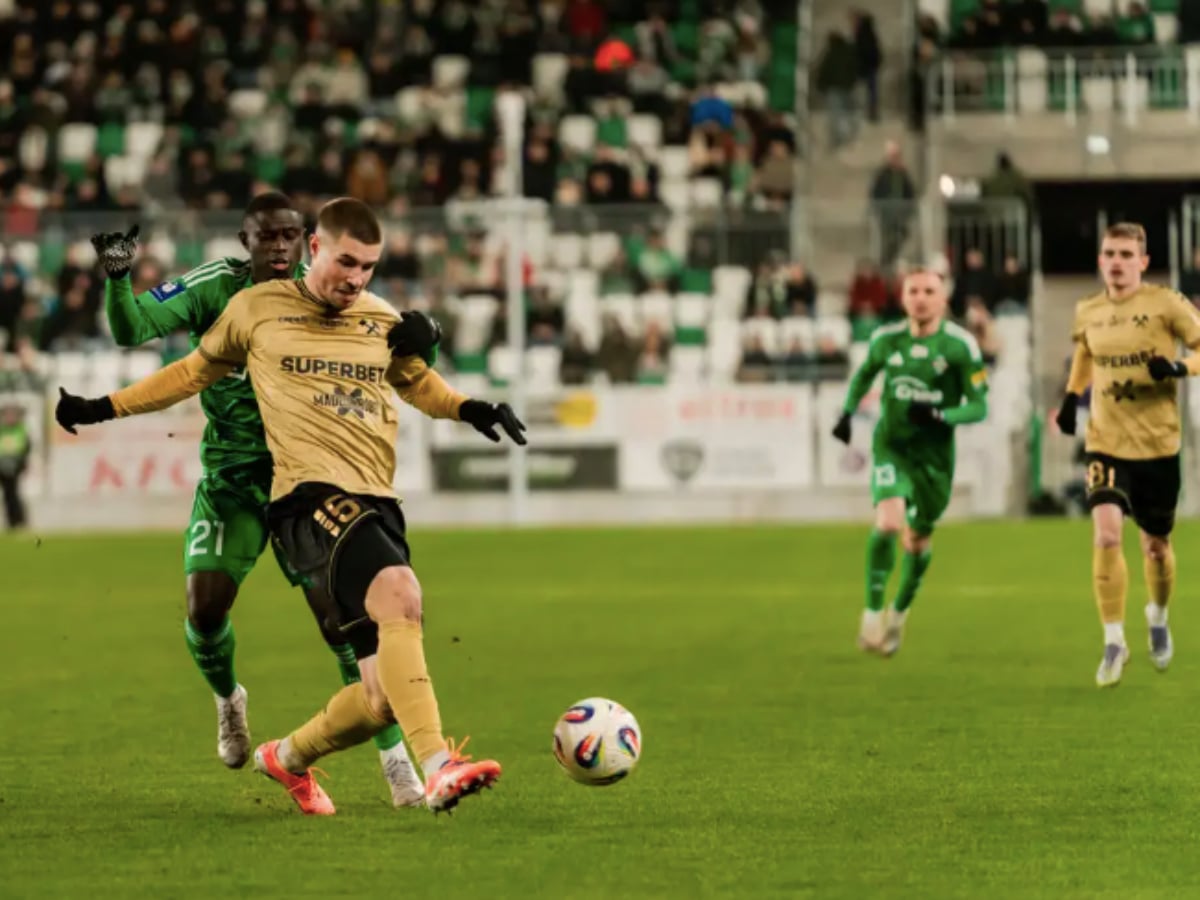 Λέχια Γκντανσκ - Γκόρνικ Ζάμπζε