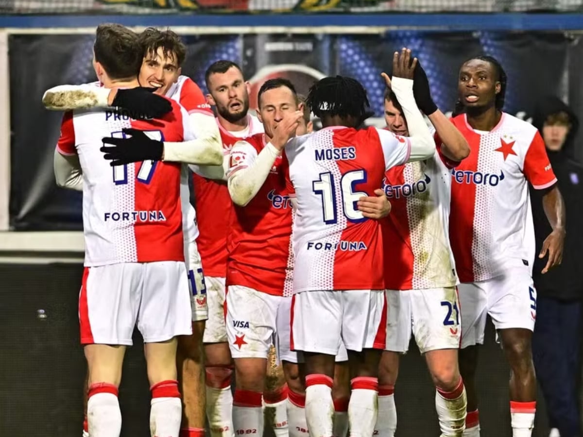 Σλάβια Πράγας - Γιάμπλονετς