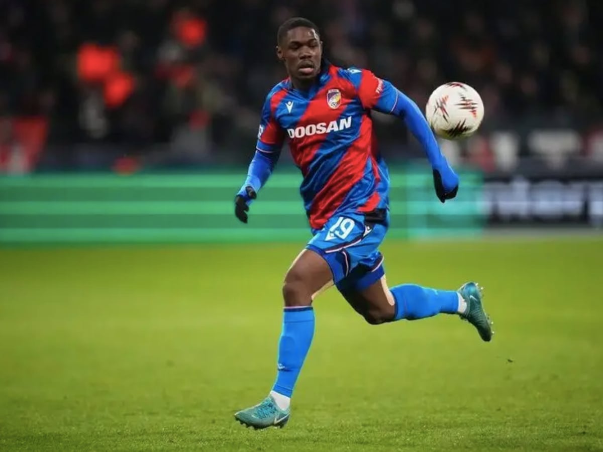 Σλοβάτσκο - Βικτόρια Πλζεν