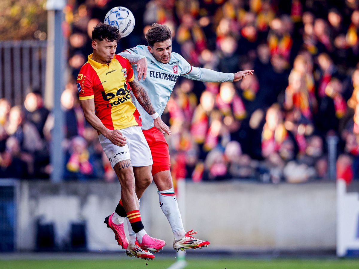 Τβέντε - Γκόου Αχέντ Ιγκλς