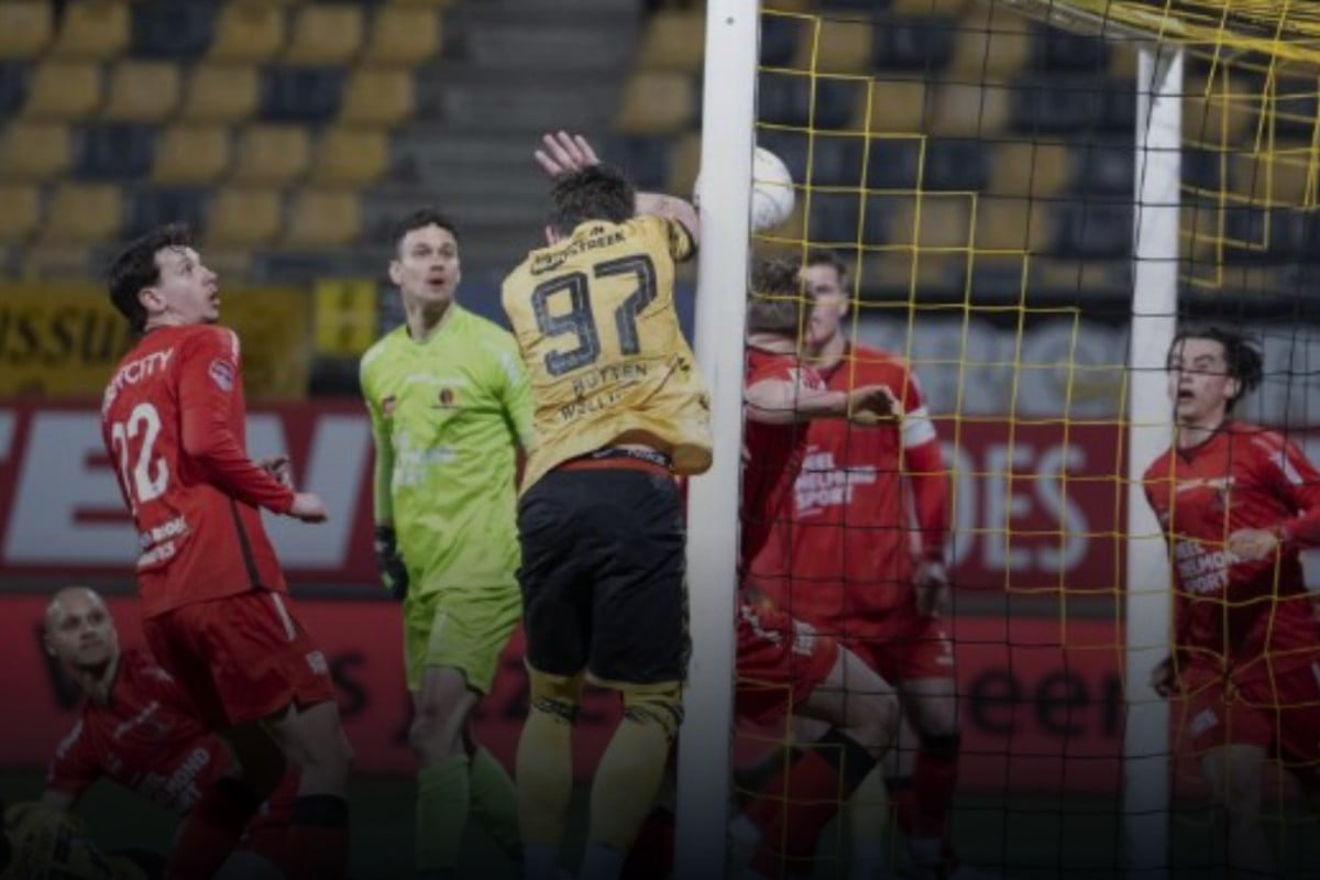 Η «μεσοβέζικη λύση»…