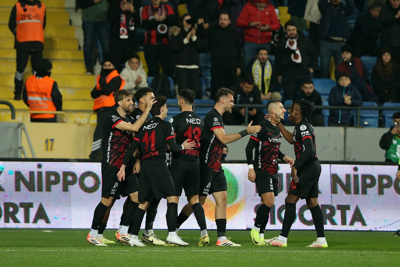 Αντάλιασπορ - Γκεντσλερμπίρλιγκι