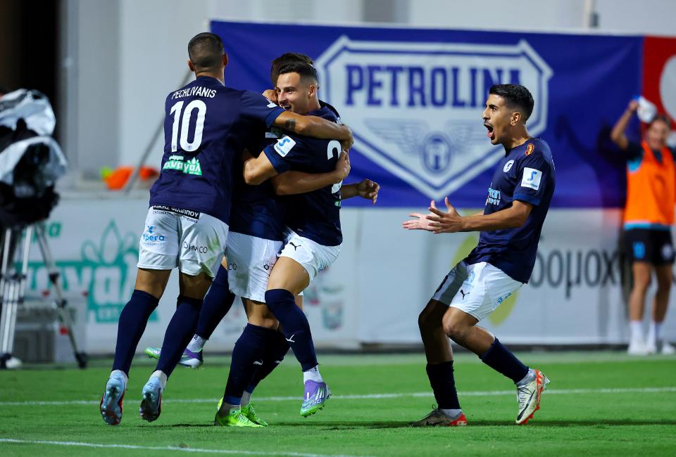 Ανόρθωση - Εθνικός Αχνας