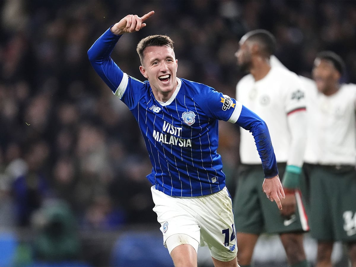 Κάρντιφ - Μπάρνσλι