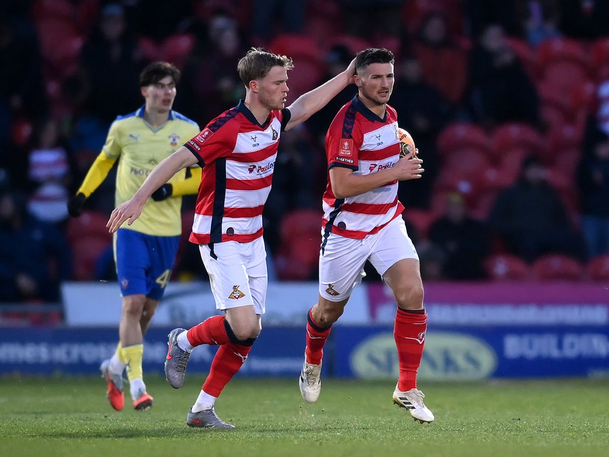 Ντονκάστερ - Λέιτον Όριεντ