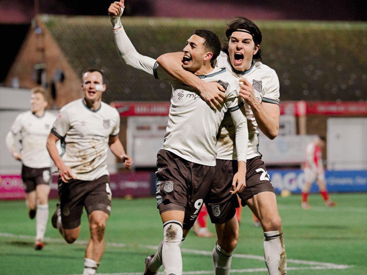 Γκρίμσμπι - Γουέστον Σούπερ Μάρε