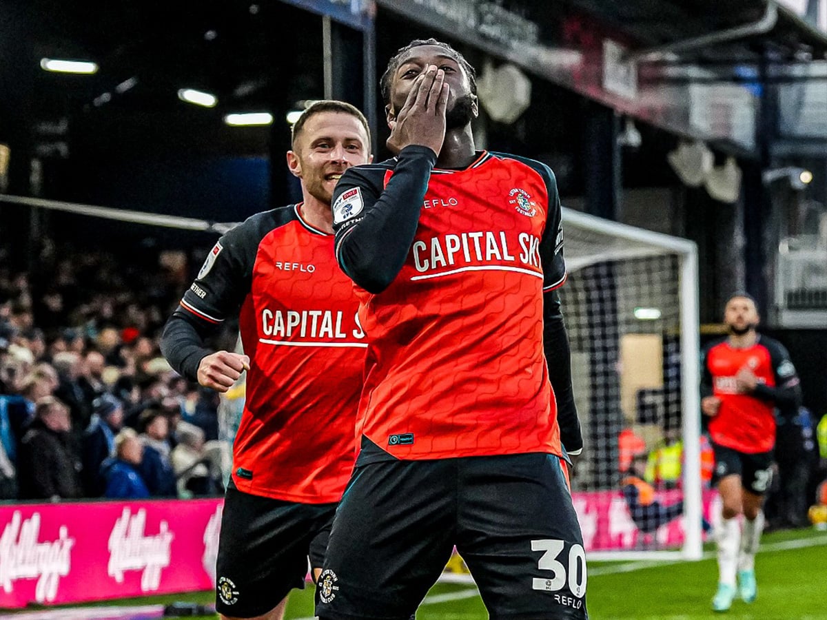 Χάντερσφιλντ - Λούτον