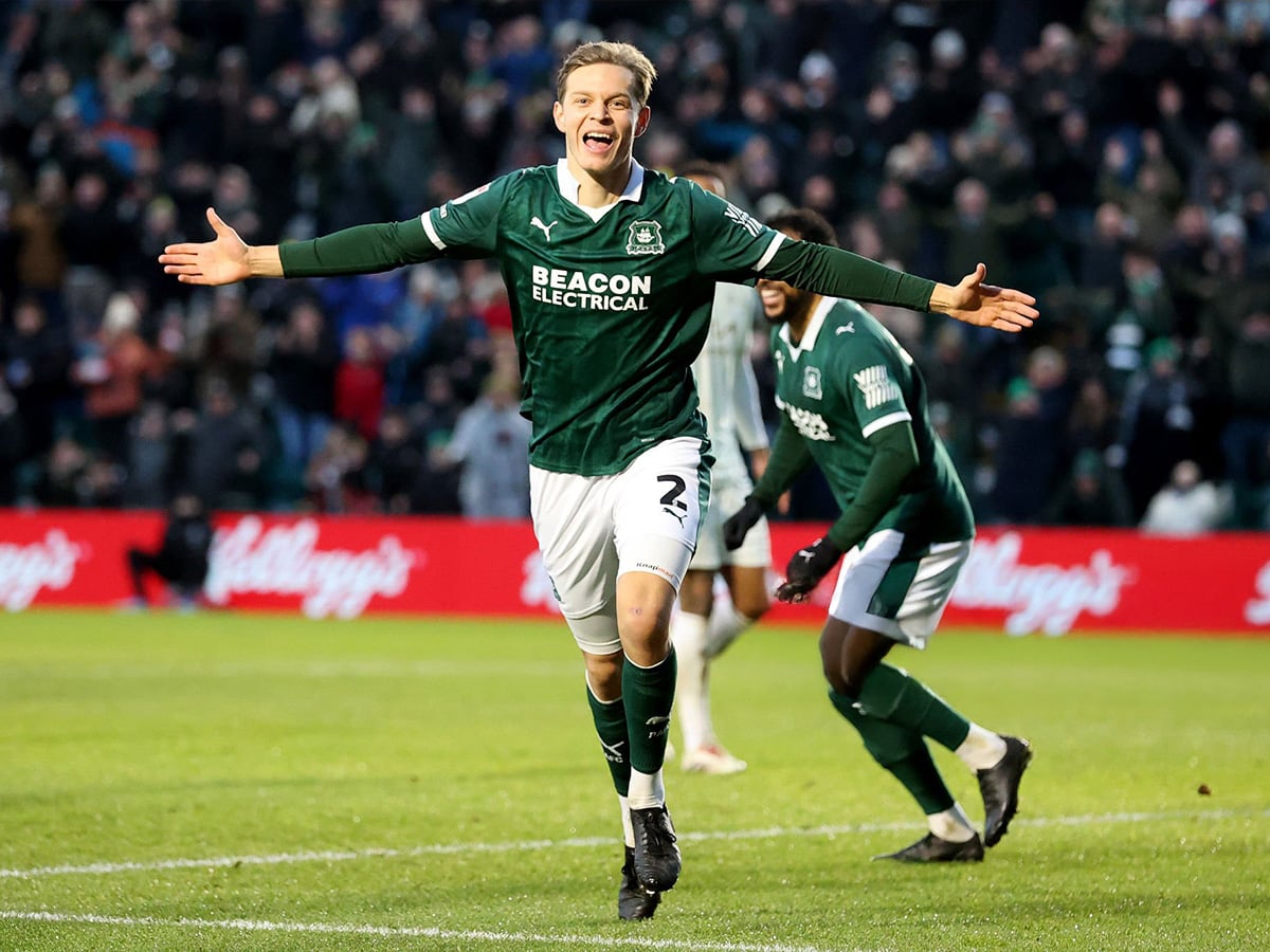 Πλίμουθ - Μάνσφιλντ