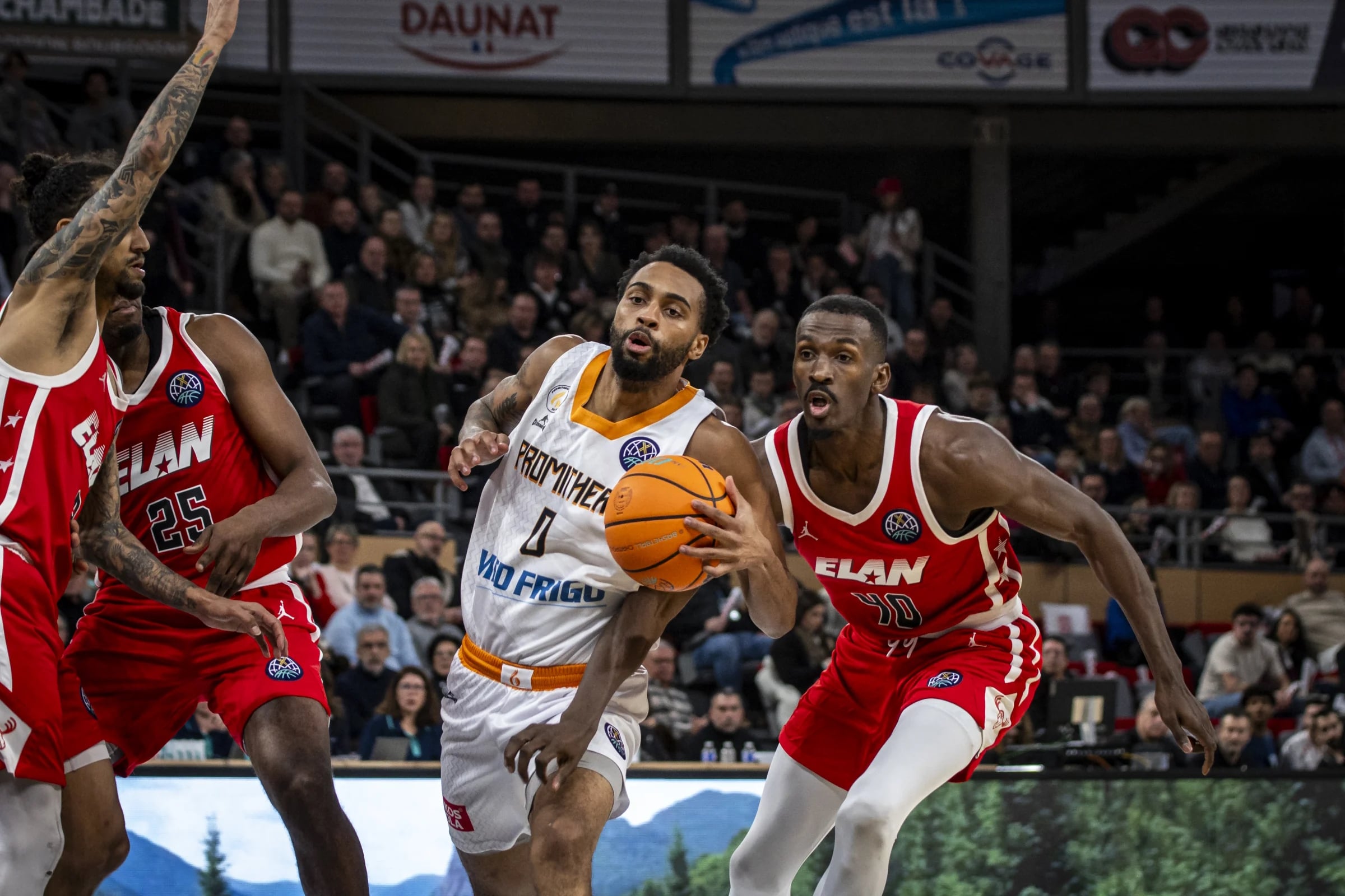 Προμηθέας - Σαλόν Σαονέ