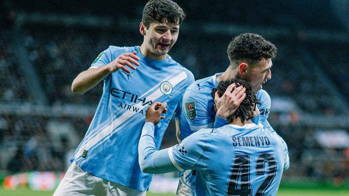 Οι φωνακλάδες γείτονες έχουν τον πρώτο λόγο