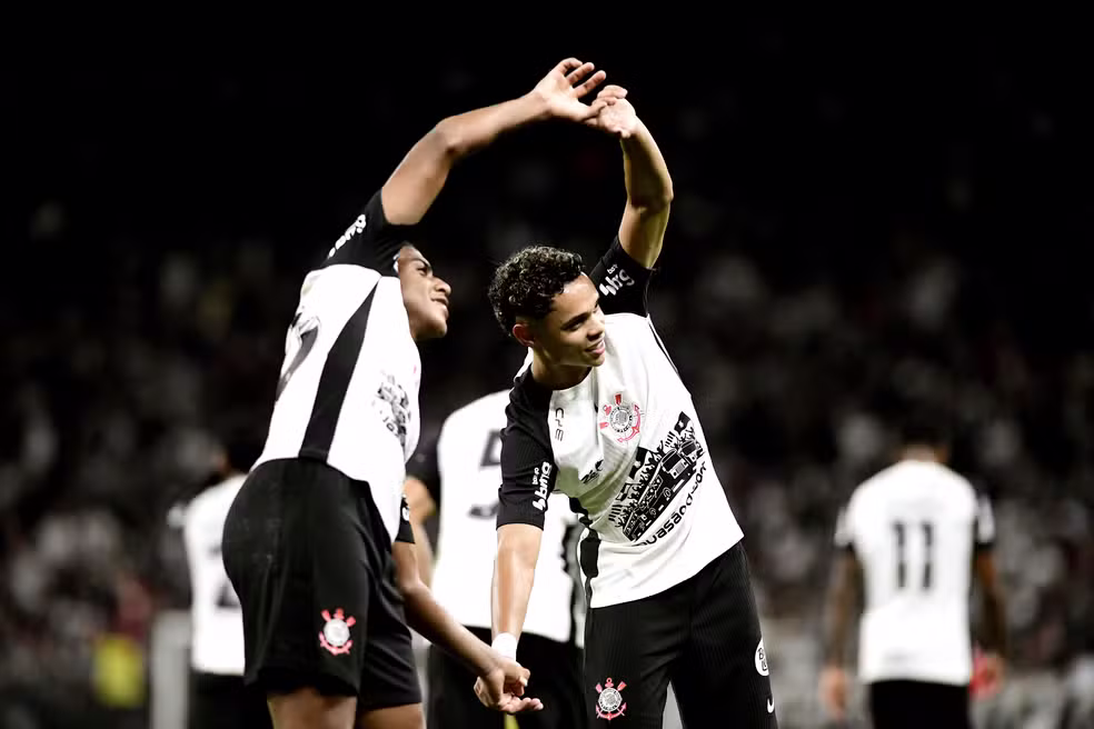 Κορίνθιανς - Μπραγκαντίνο