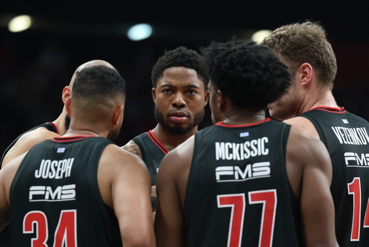 Ο ερυθρόλευκος «εμφύλιος» με ενισχυμένες αποδόσεις στη Novibet! (12/02)