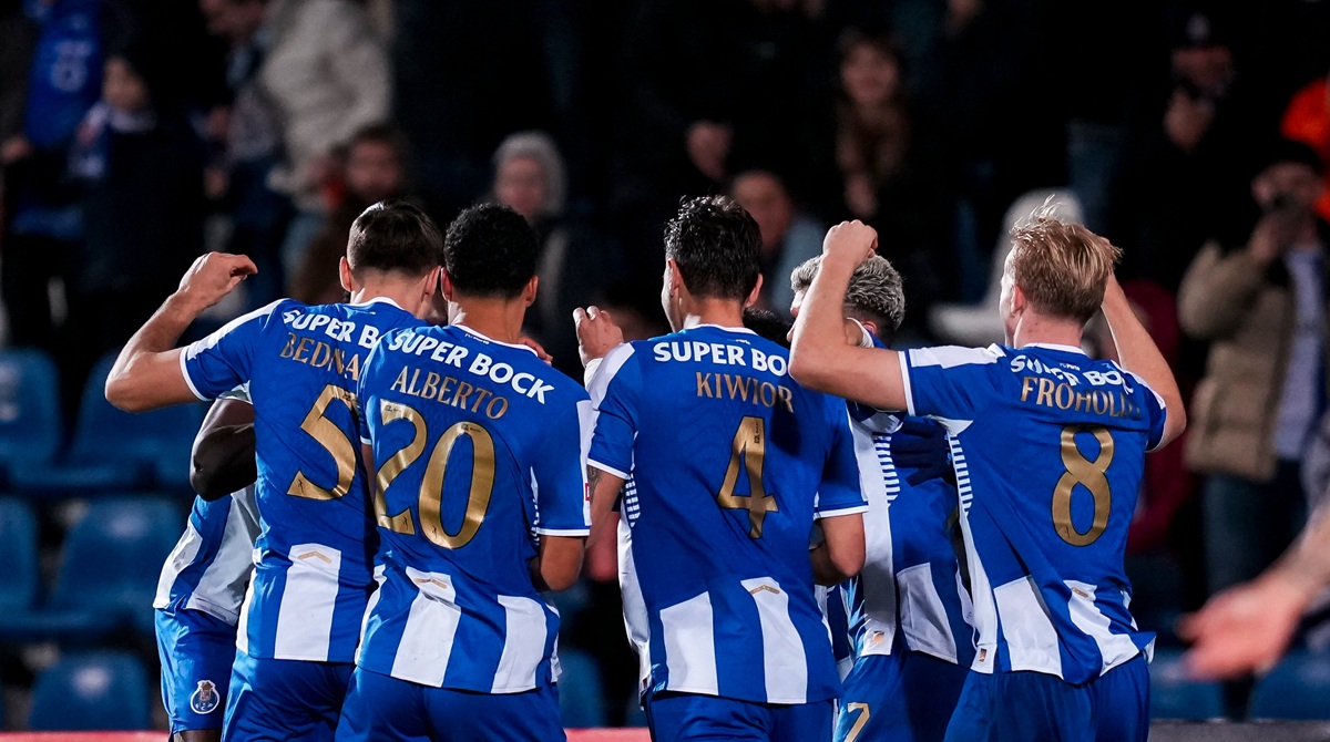 Ντέρμπι τίτλου που δίνει προβάδισμα