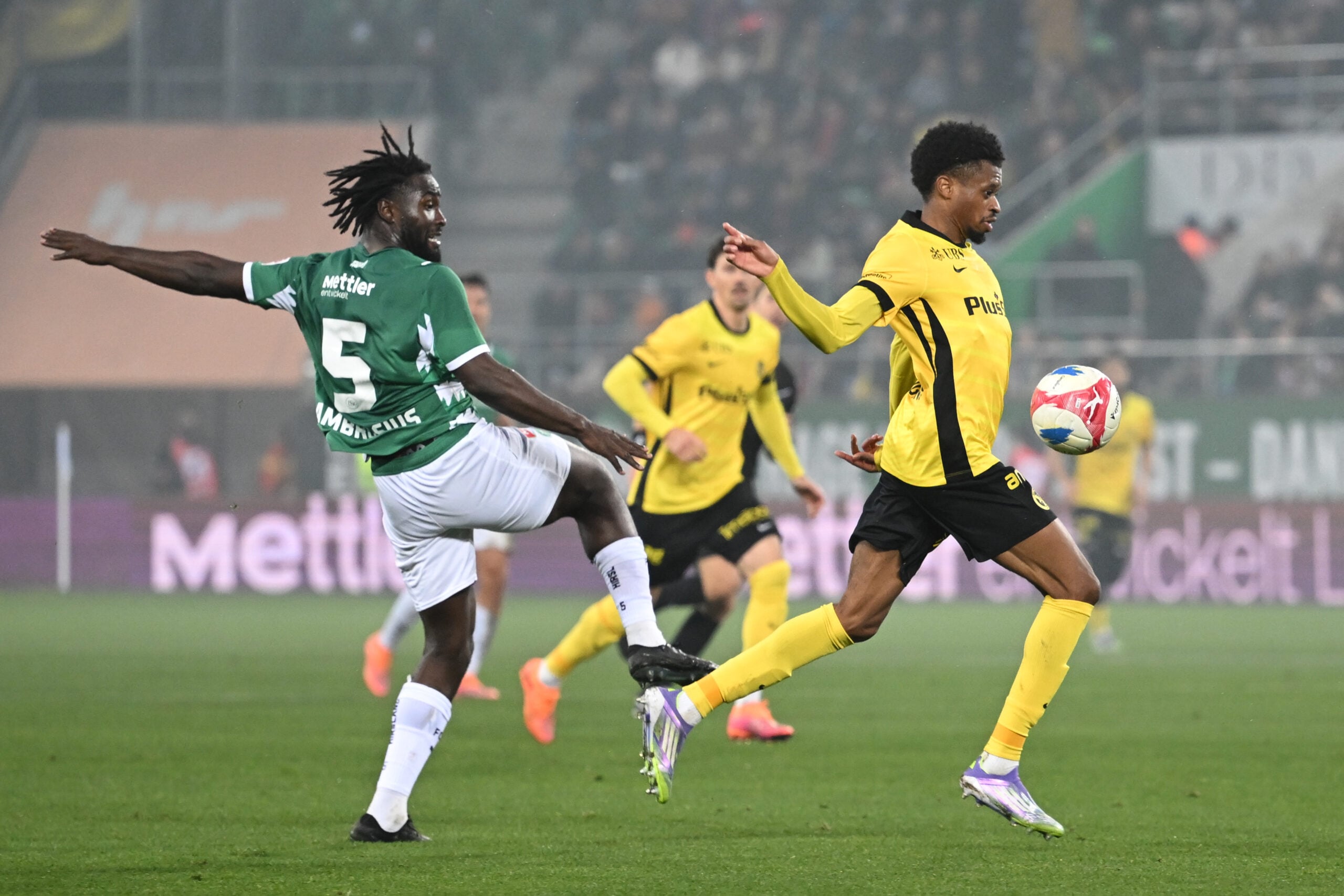 Σεν Γκάλεν - Γιουνγκ Μπόις