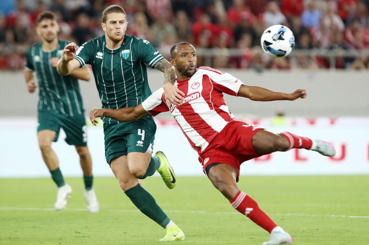 «Φωτιά» στην κορυφή με ενισχυμένες αποδόσεις από τη Novibet!