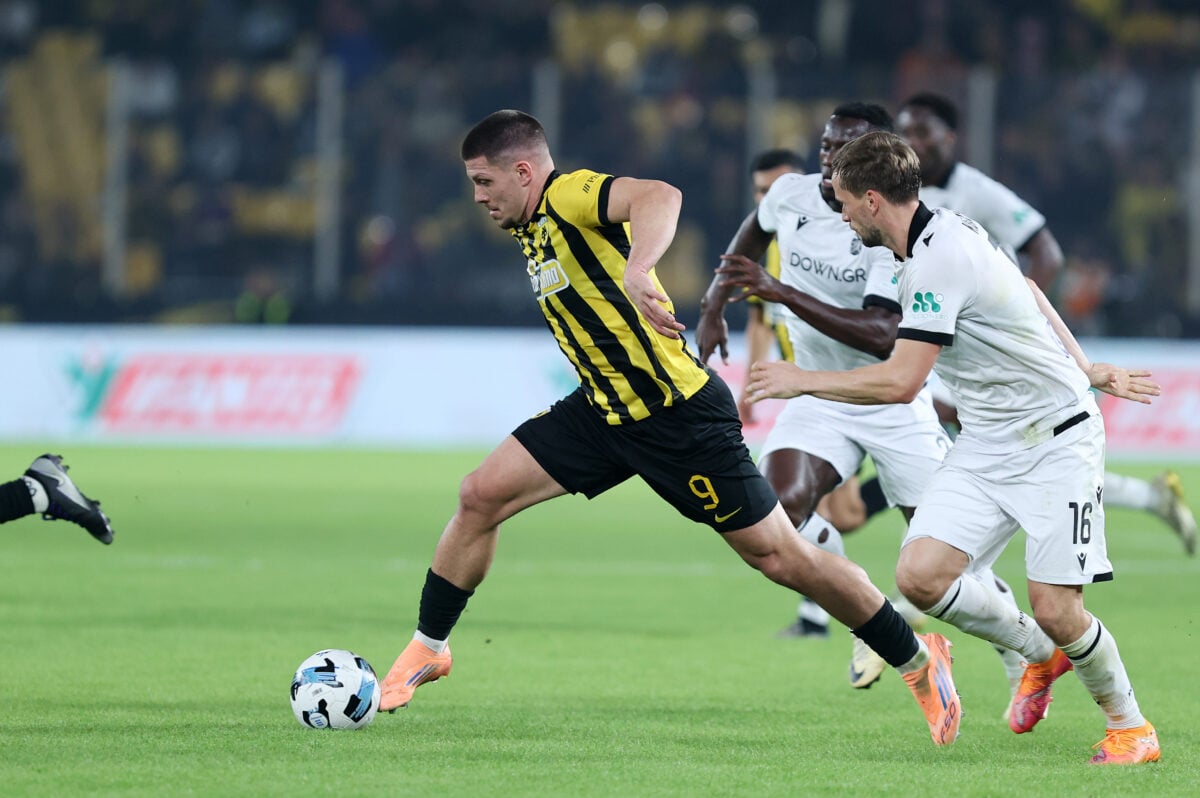 Μάχη «δικεφάλων» με ενισχυμένες αποδόσεις στη Novibet! (15/02)